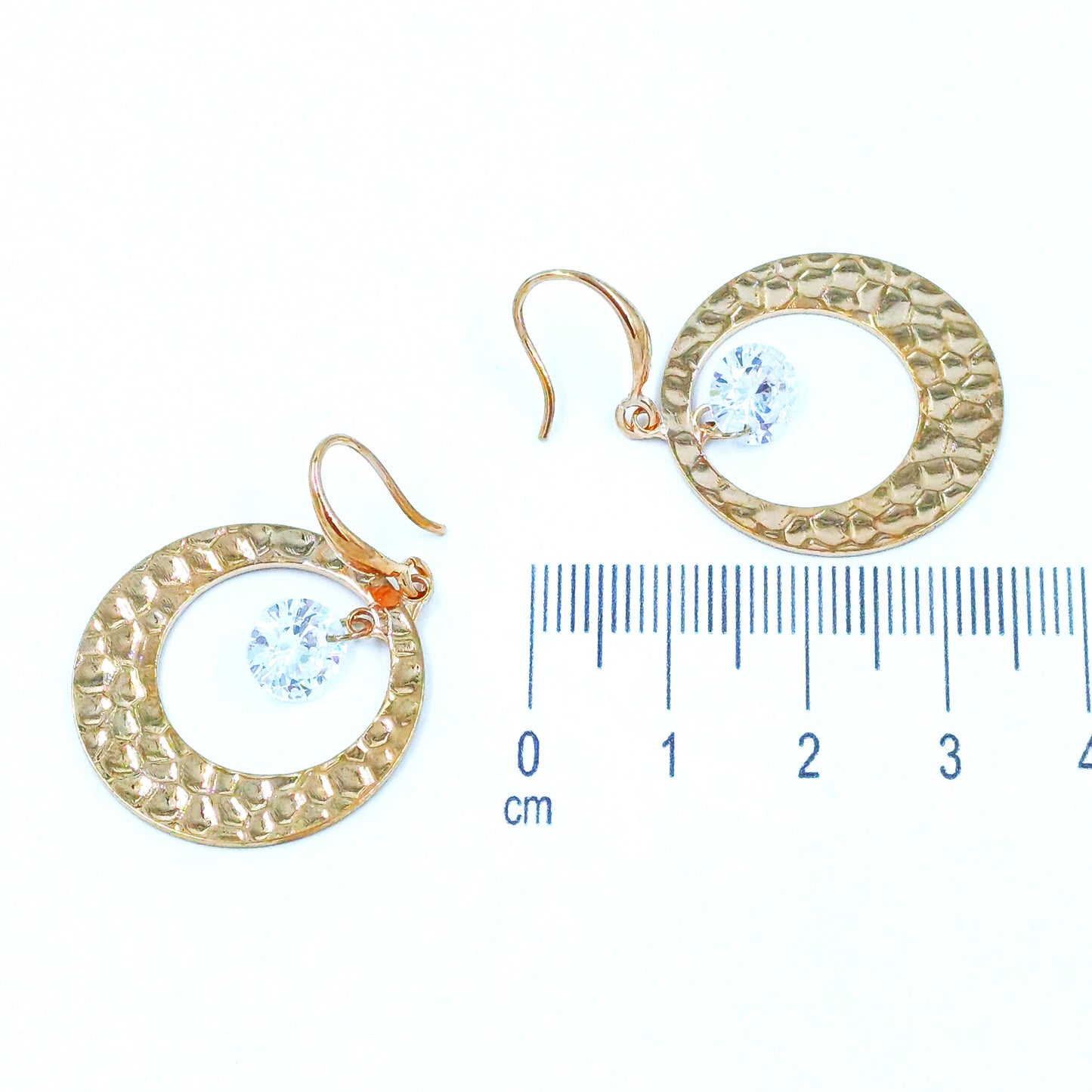 Arete aro zircón
