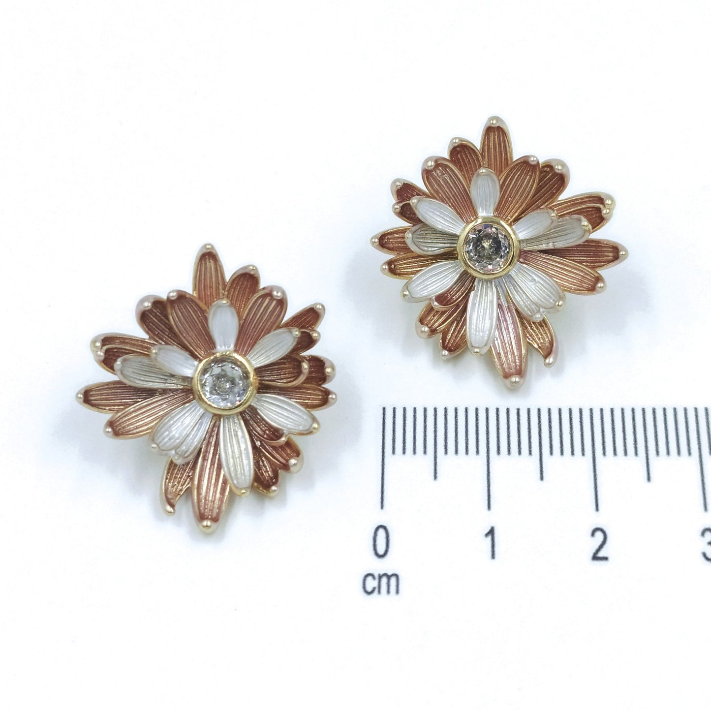 Arete flor esmaltada