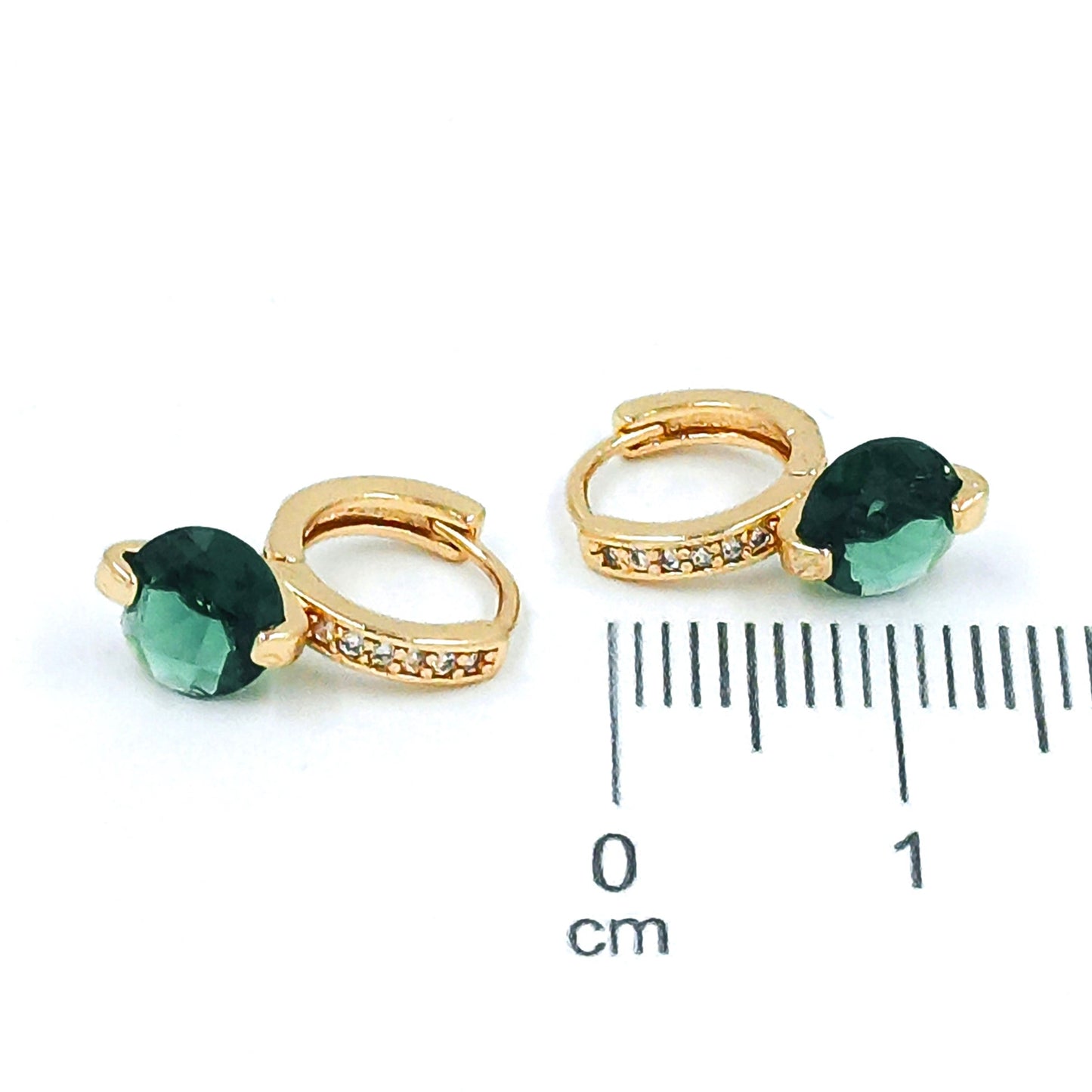 Cdga pequeña zircón esmeralda