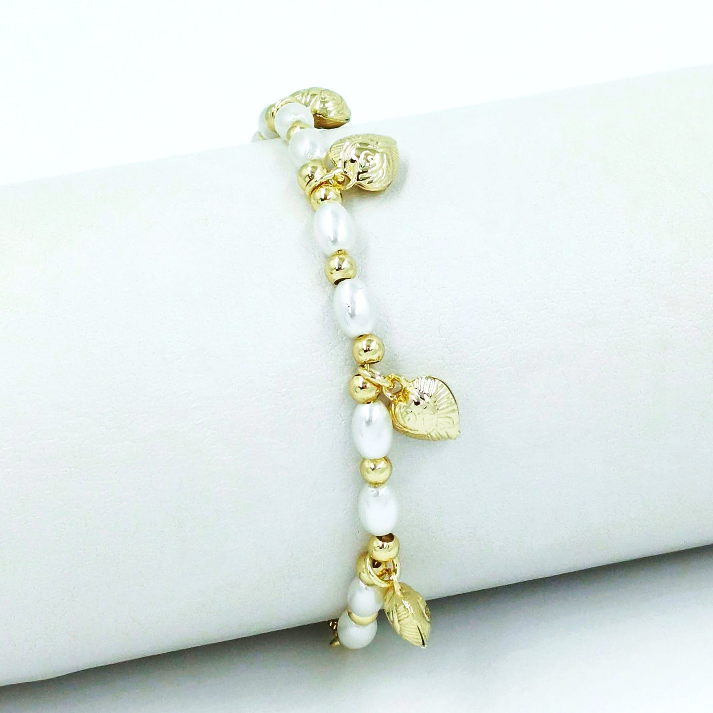 Pulsera perla corazónes