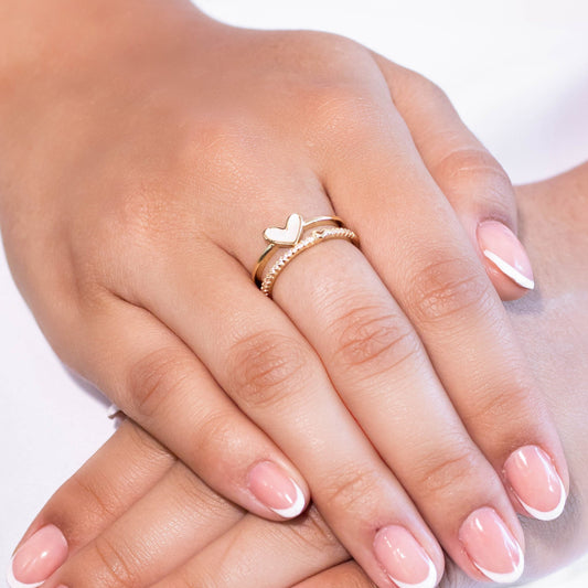 Anillo doble corazón nácar  Amulí