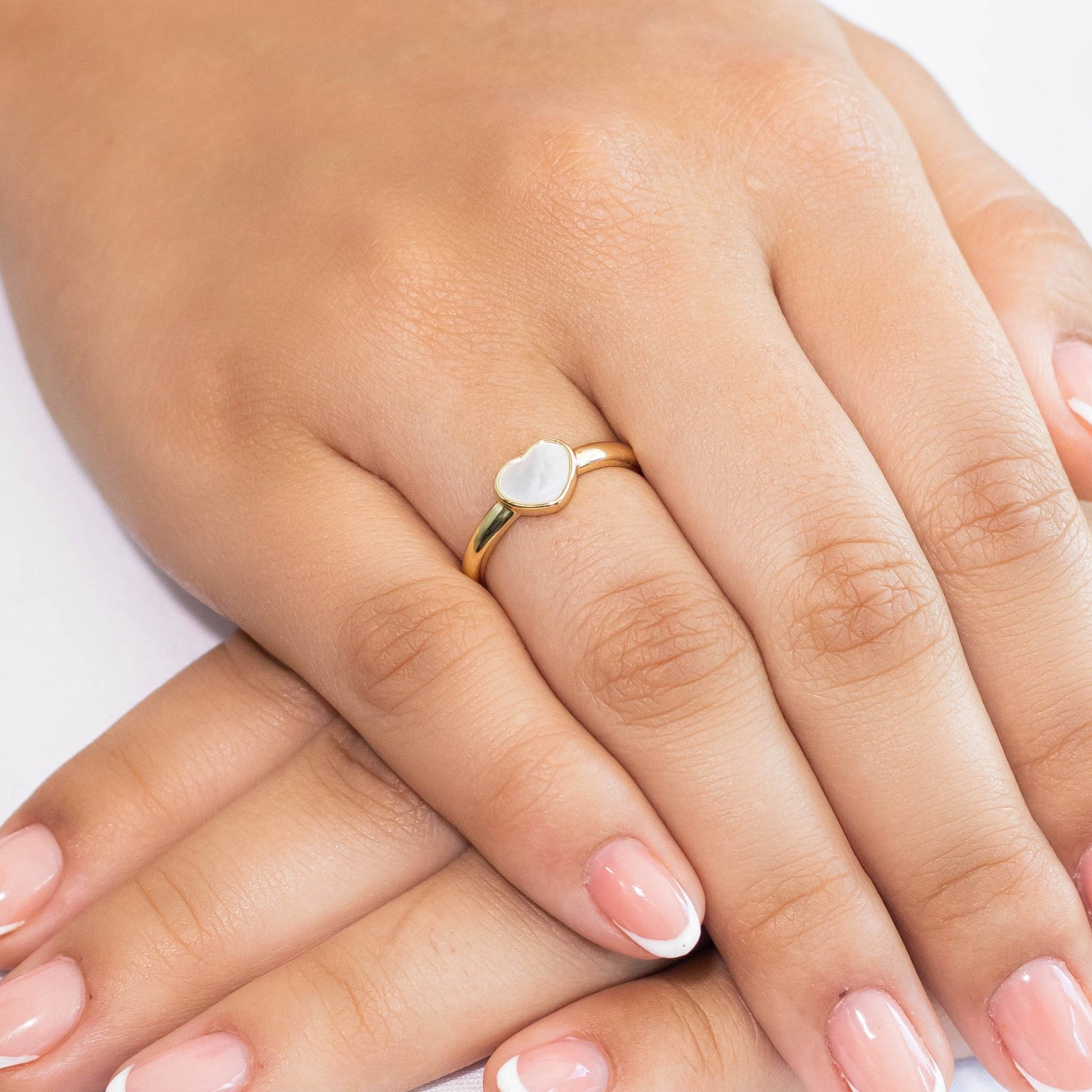 Anillo corazón nácar  Amulí