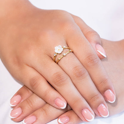 Anillo flor nácar  Amulí