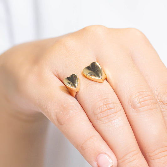 Anillo liso dos corazones  Amulí