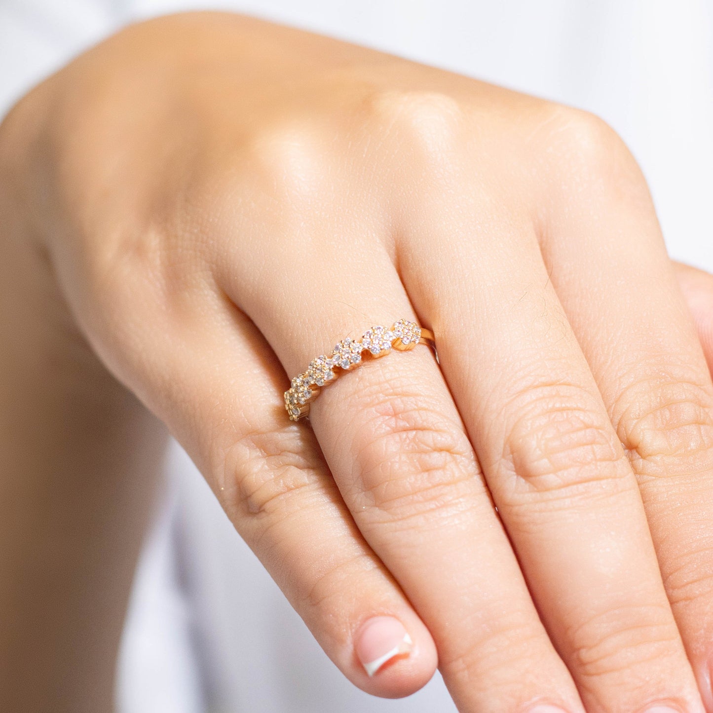 Anillo microzircones flores  Amulí