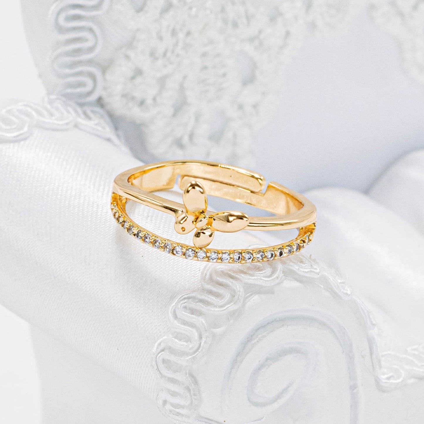 Anillo doble mariposa