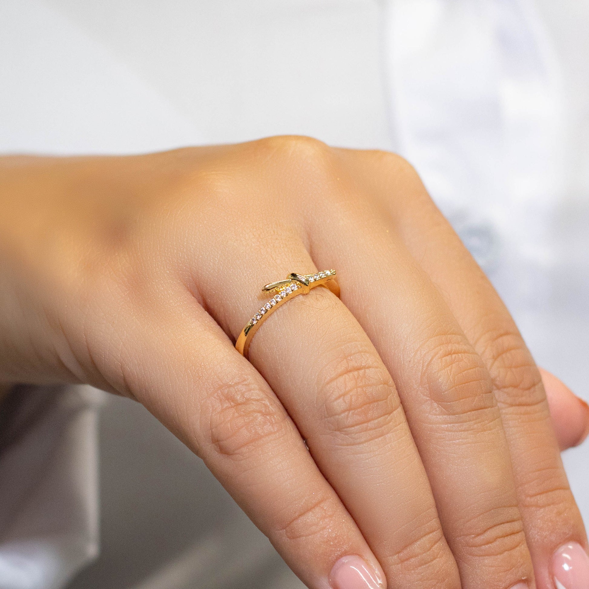 Anillo moño microzircones  Amulí