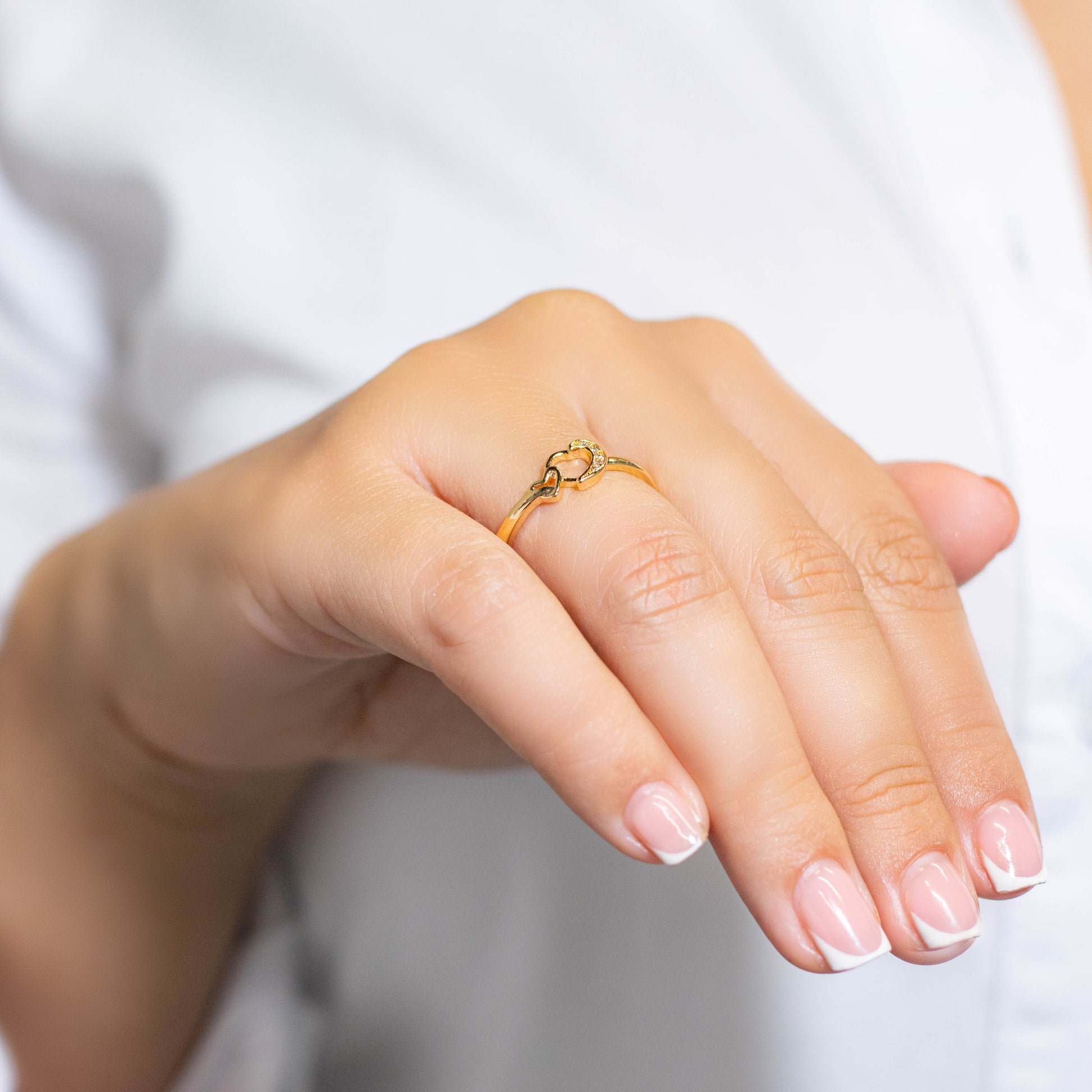 Anillo silueta corazones  Amulí