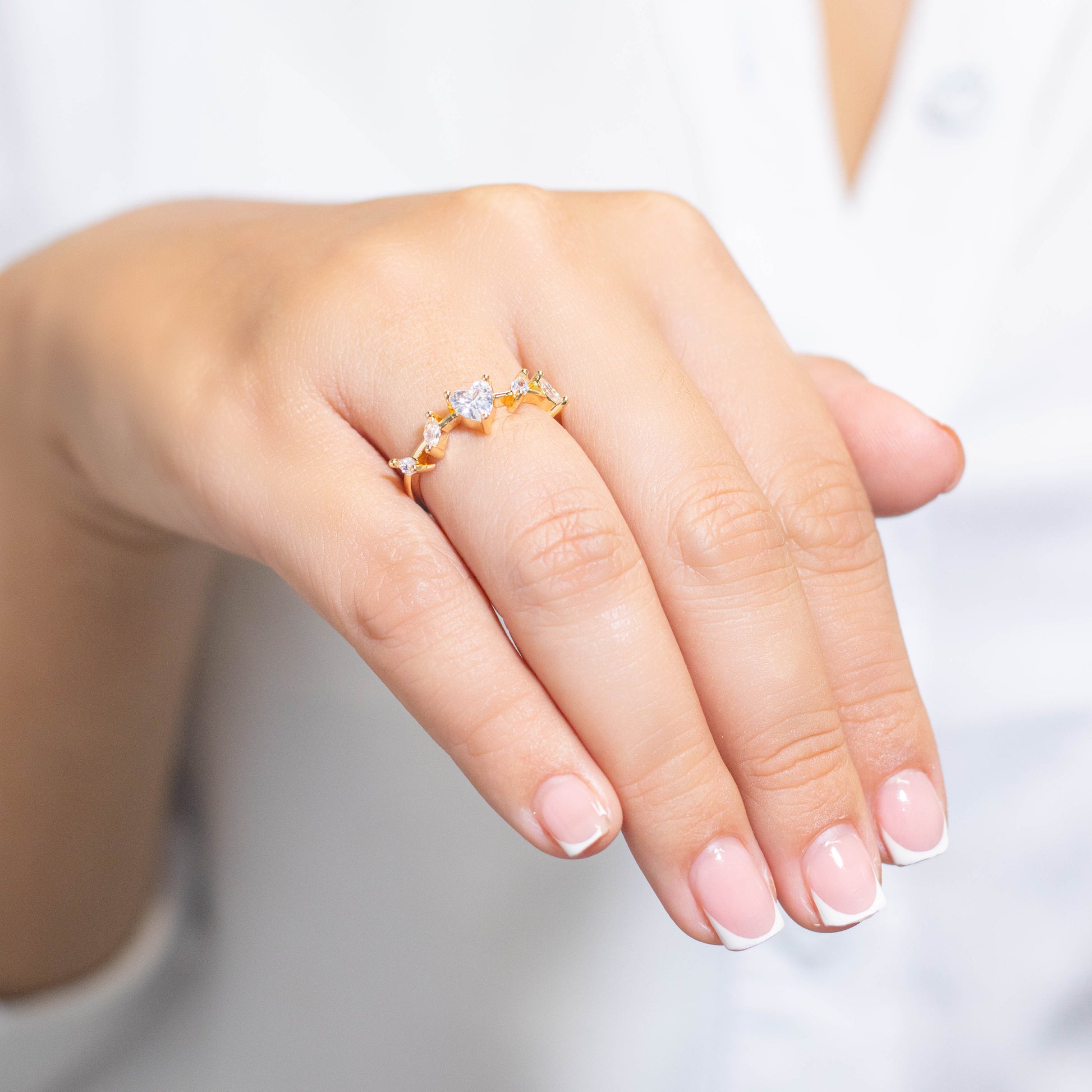 Anillo corazon zircón  Amulí