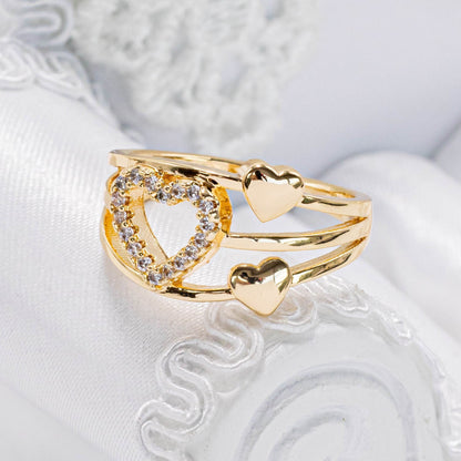 Anillo triple corazones