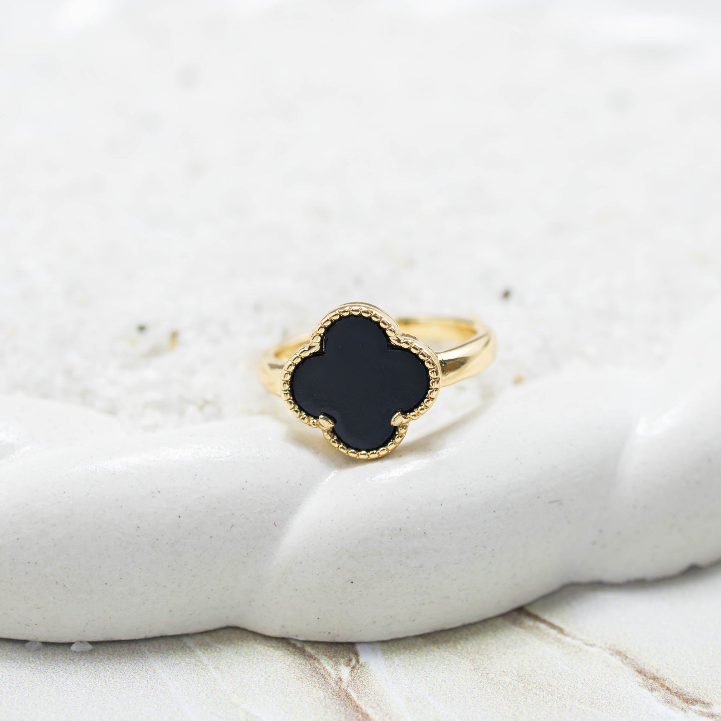Anillo Van cleef negro