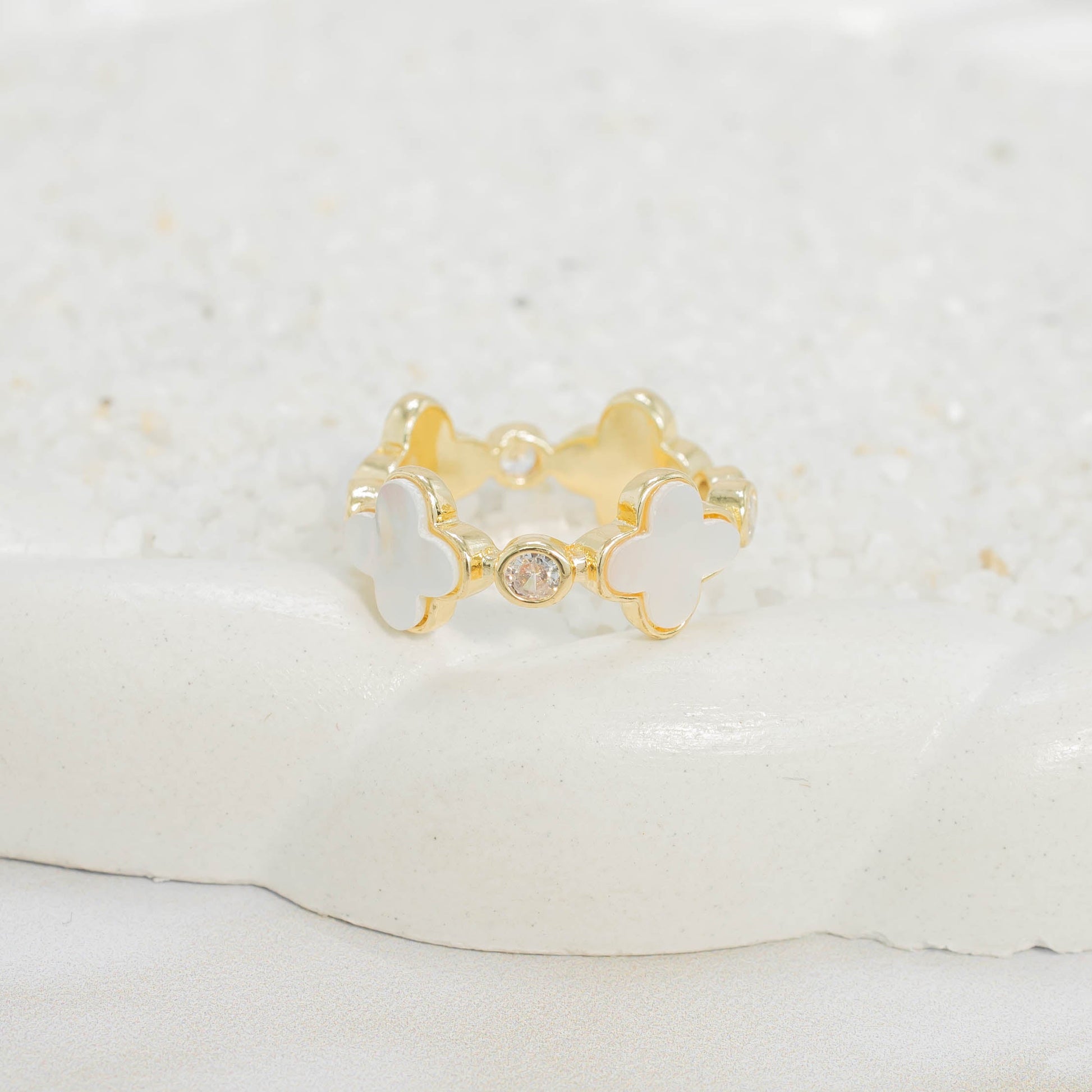 Anillo van cleef nácar