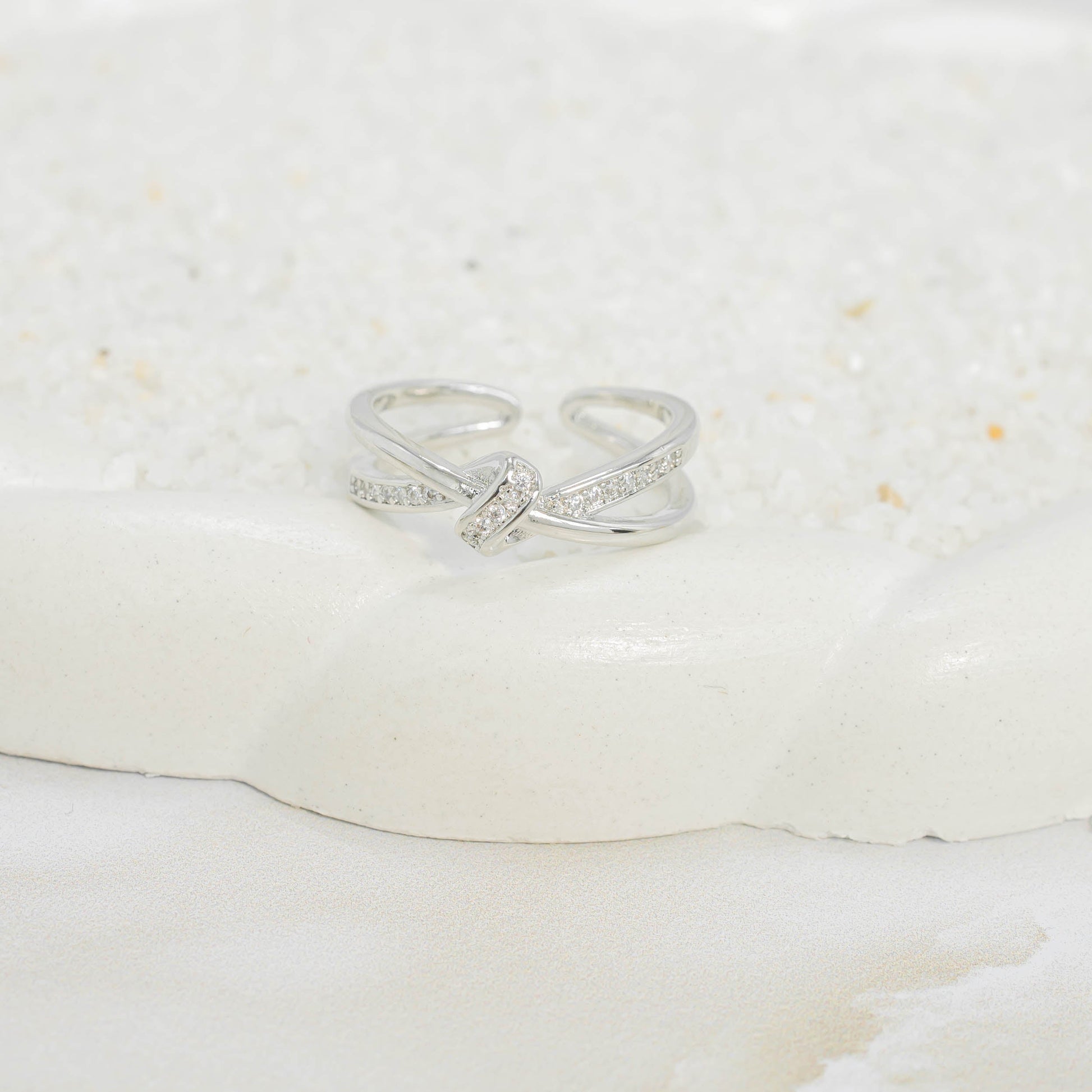 Anillo nudo zircón P