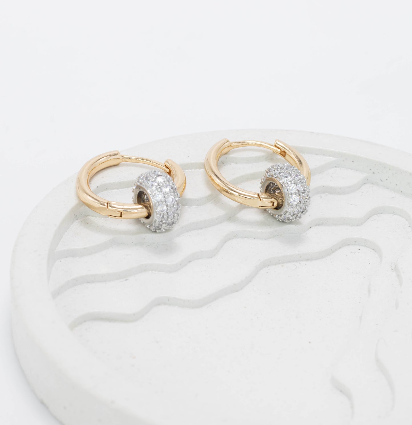 Arete dije eslabón microzircones