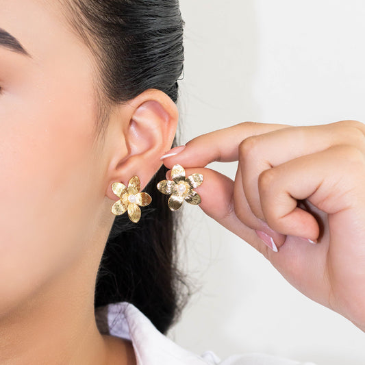 Arete flor perla  Amulí