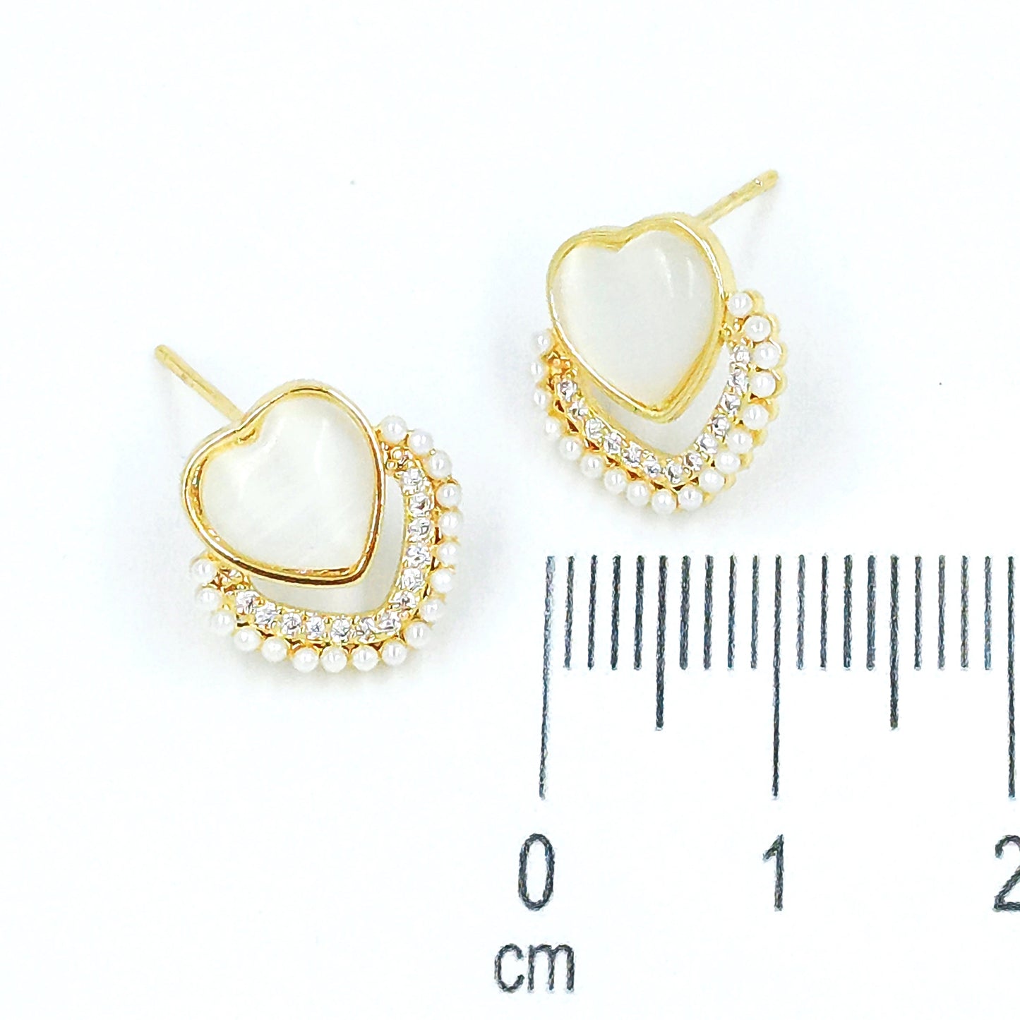 Arete corazón mini perlas