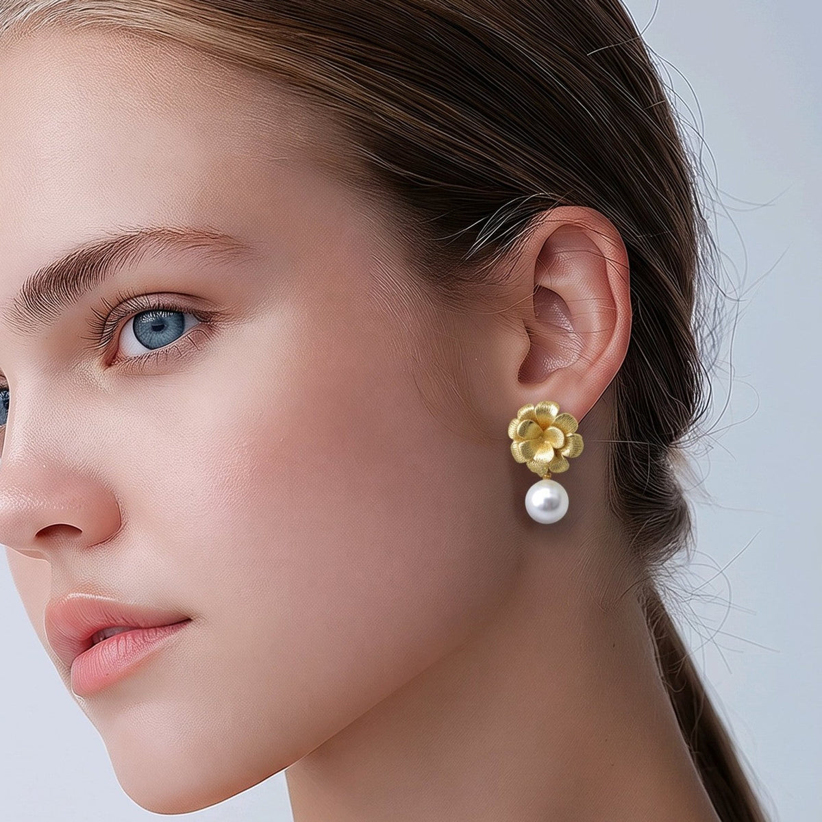 Arete flor perla