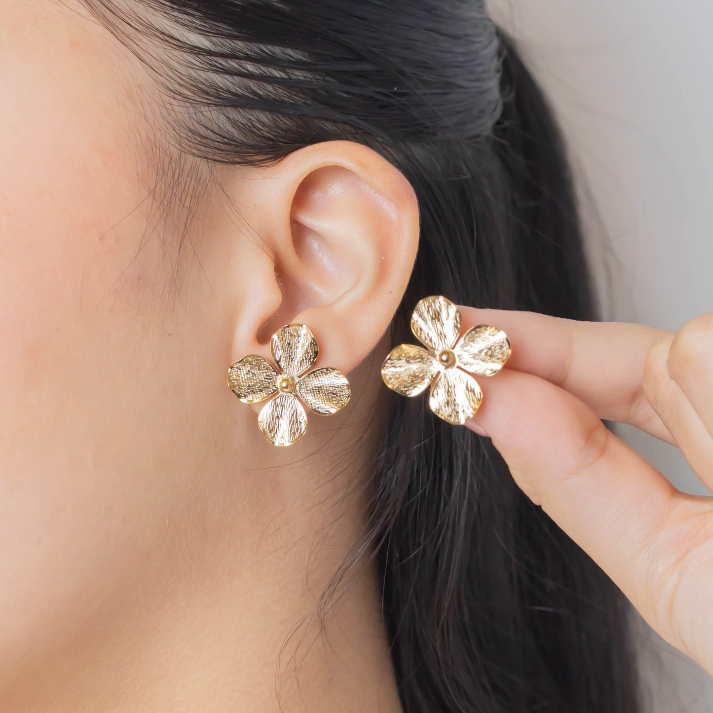 Arete bronce trébol de 4 hojas Amulí