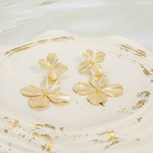 Arete bronce maxi flor