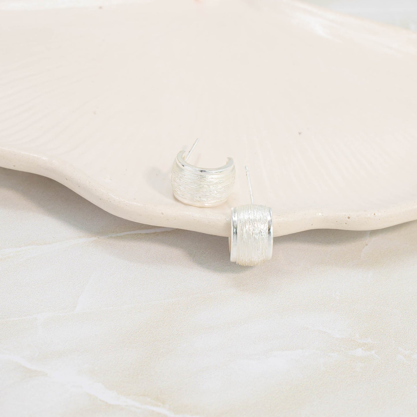 Candonga grande plata fusco