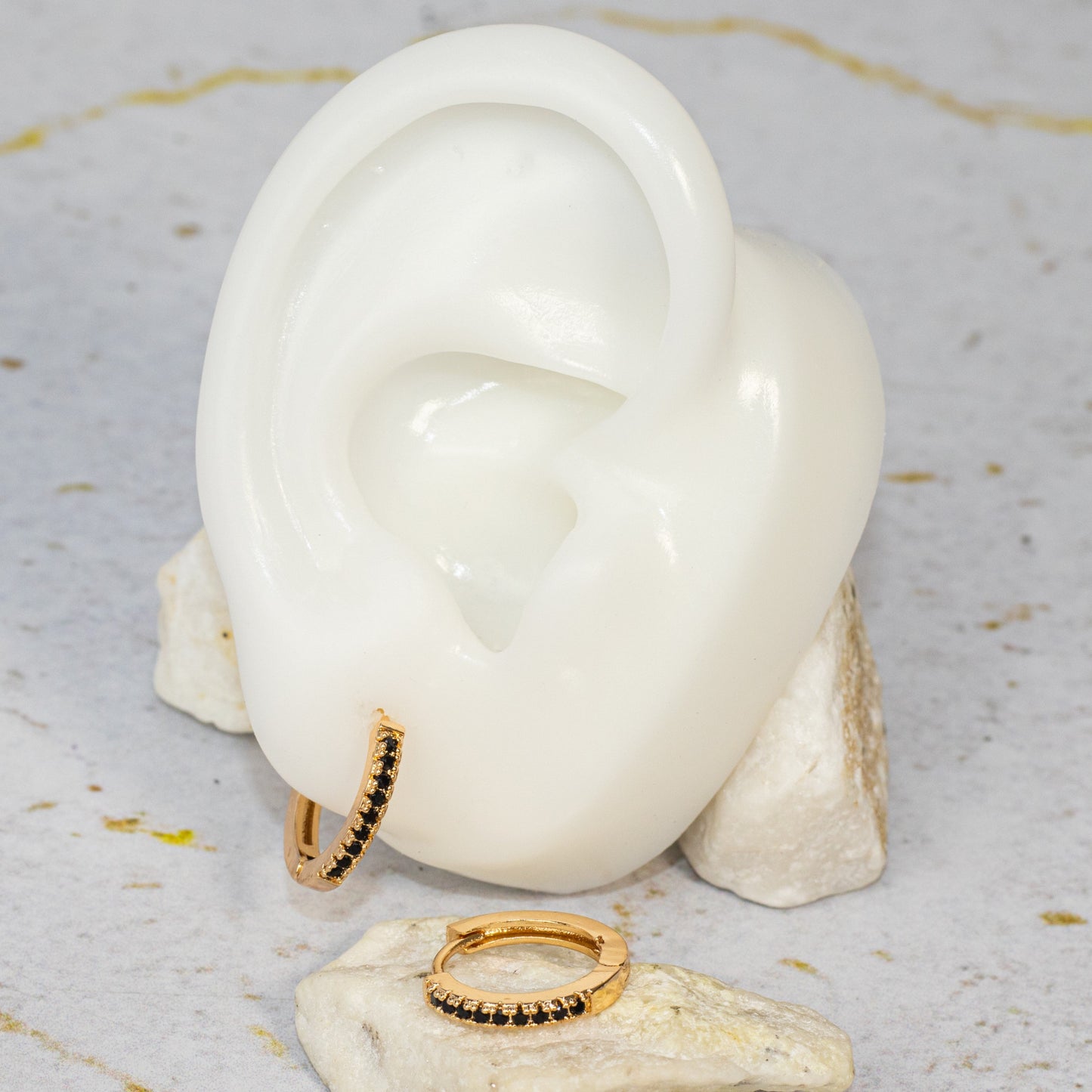 Cdga pequeña microzircones zafiro (14mm)