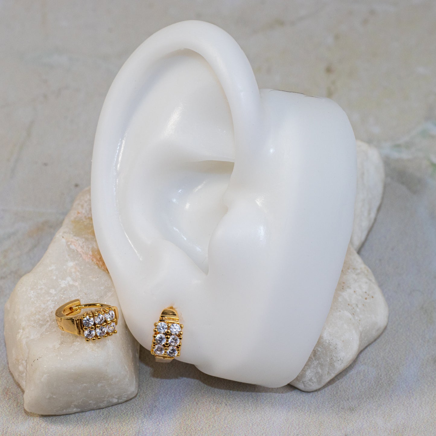 Candonga pqa seis zircones (1cm)