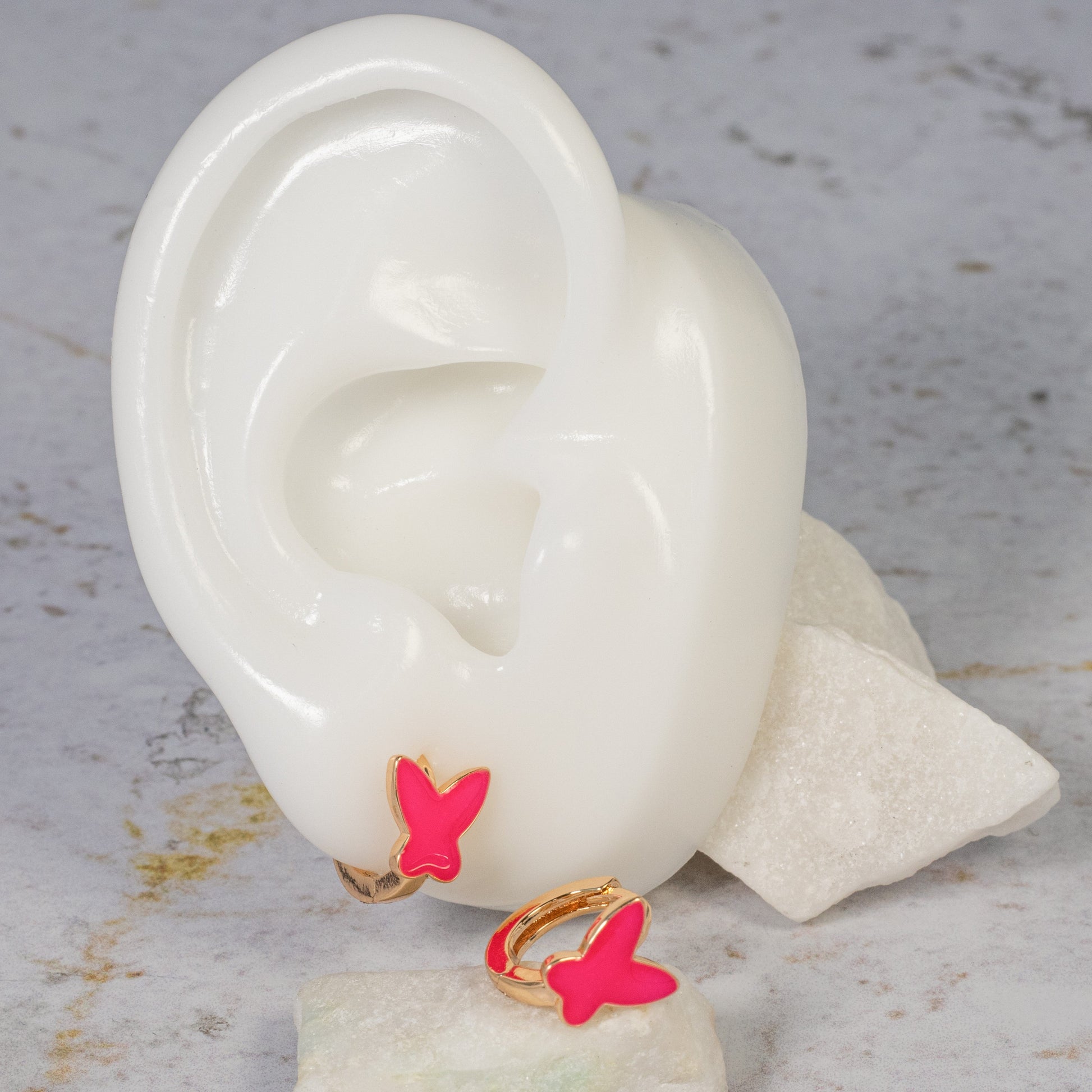 Candonga pequeña mariposa esmaltada (1cm)