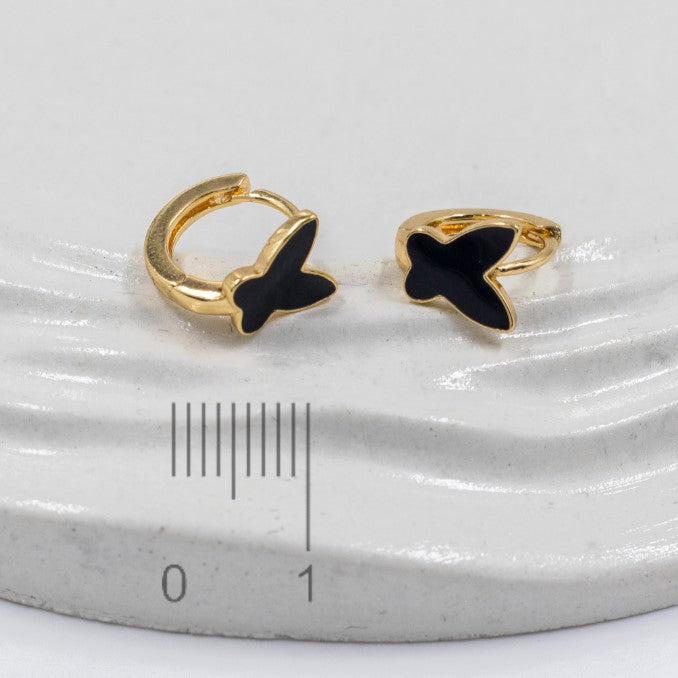 Candonga pequeña silueta esmaltada (1cm)Amulí