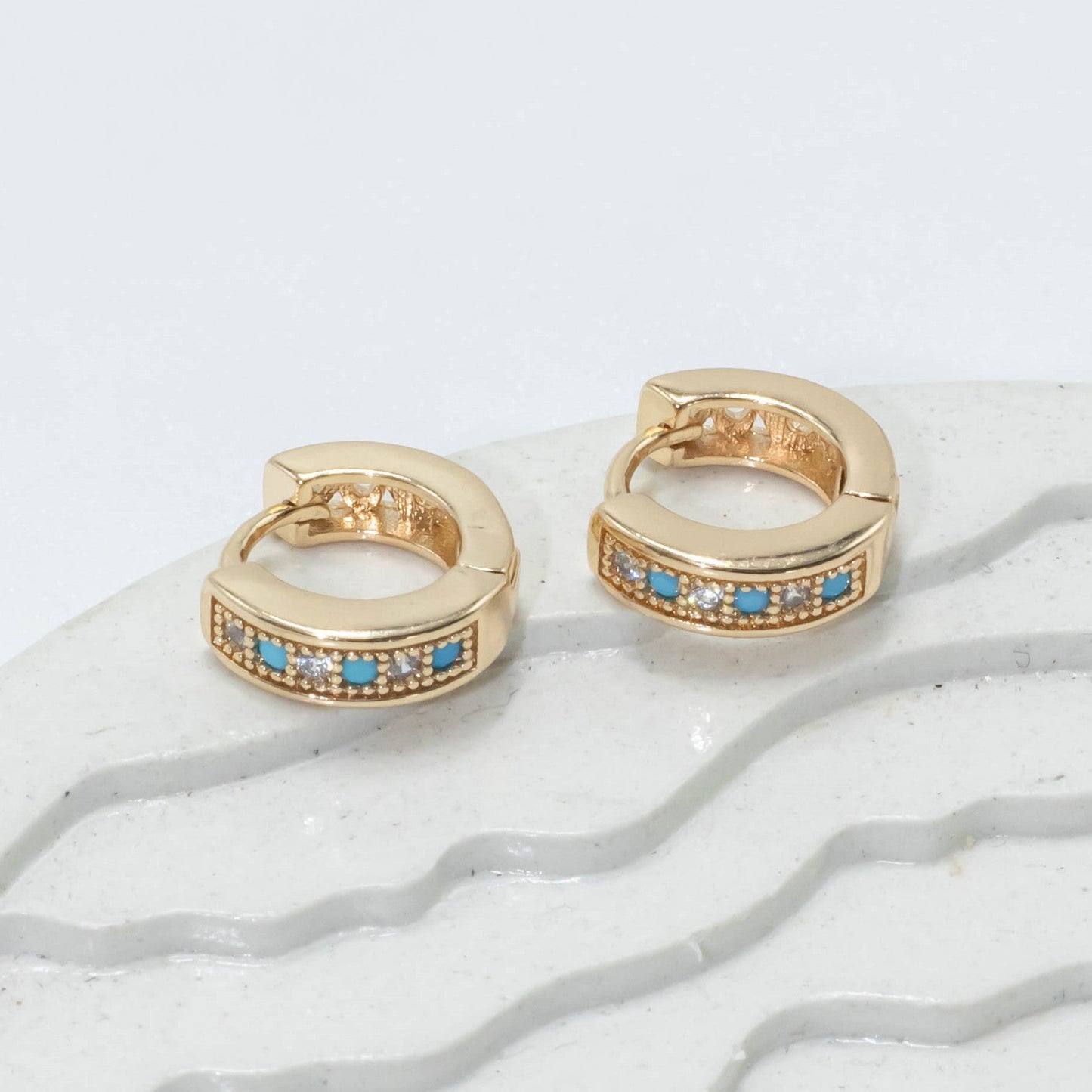 Cdga pequeña zircón cielo