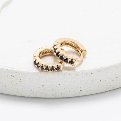 Cdga pequeña microzircones zafiro