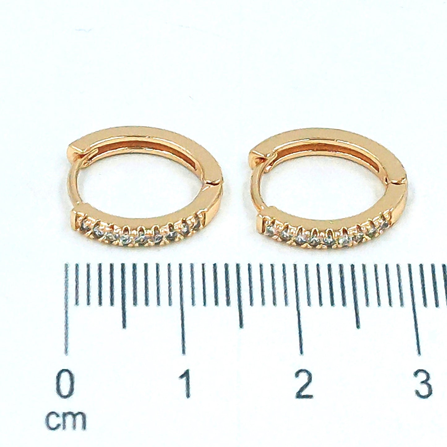 Cdga pequeña microzircones cristal