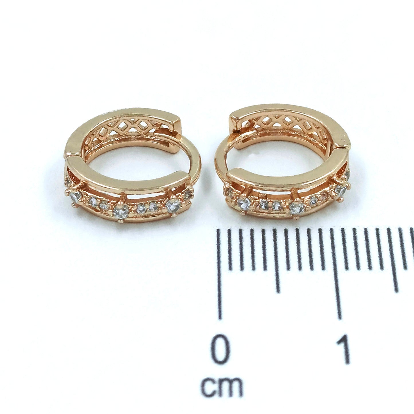 Candonga pequeña microzircón