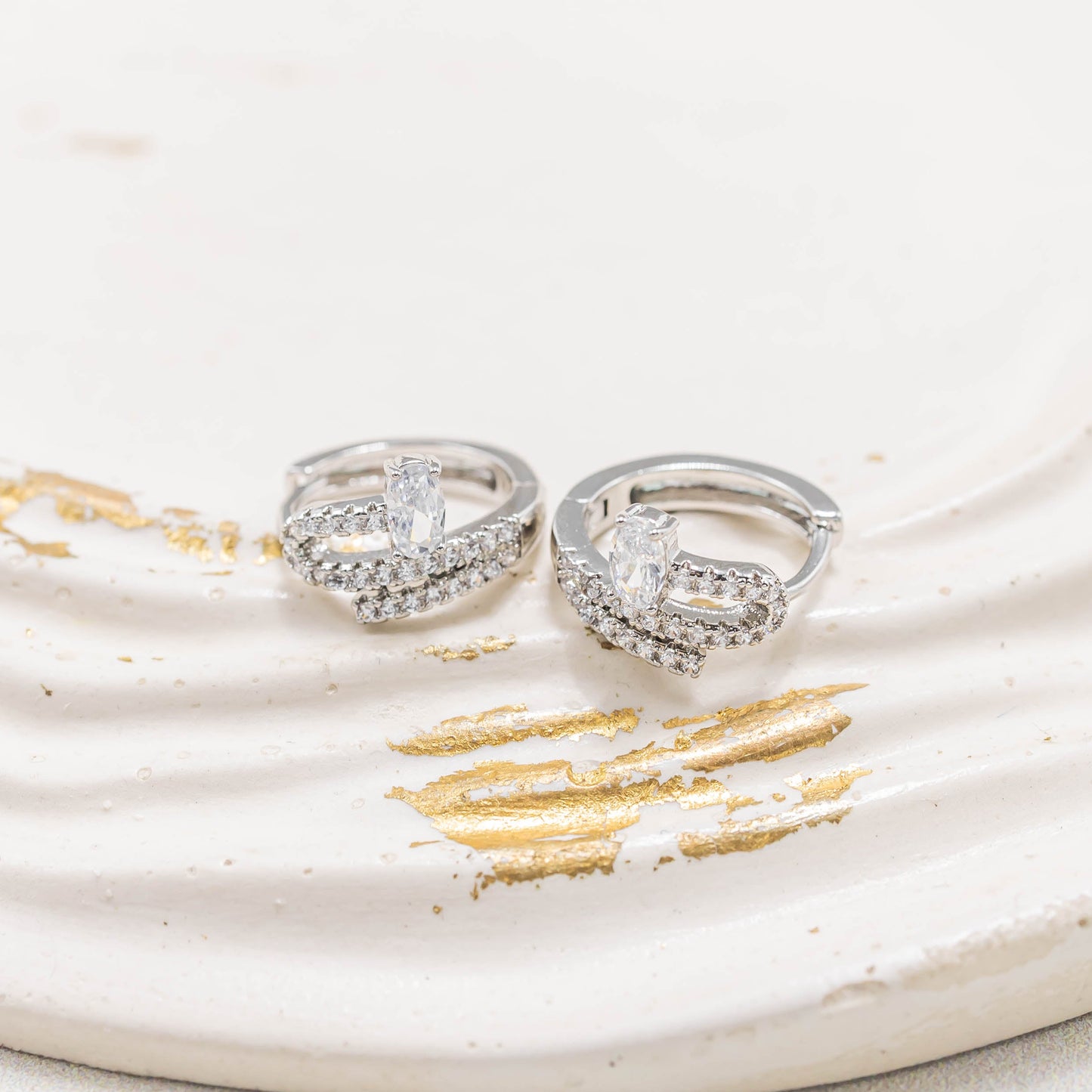 Candonga pequeña cartier microzircón