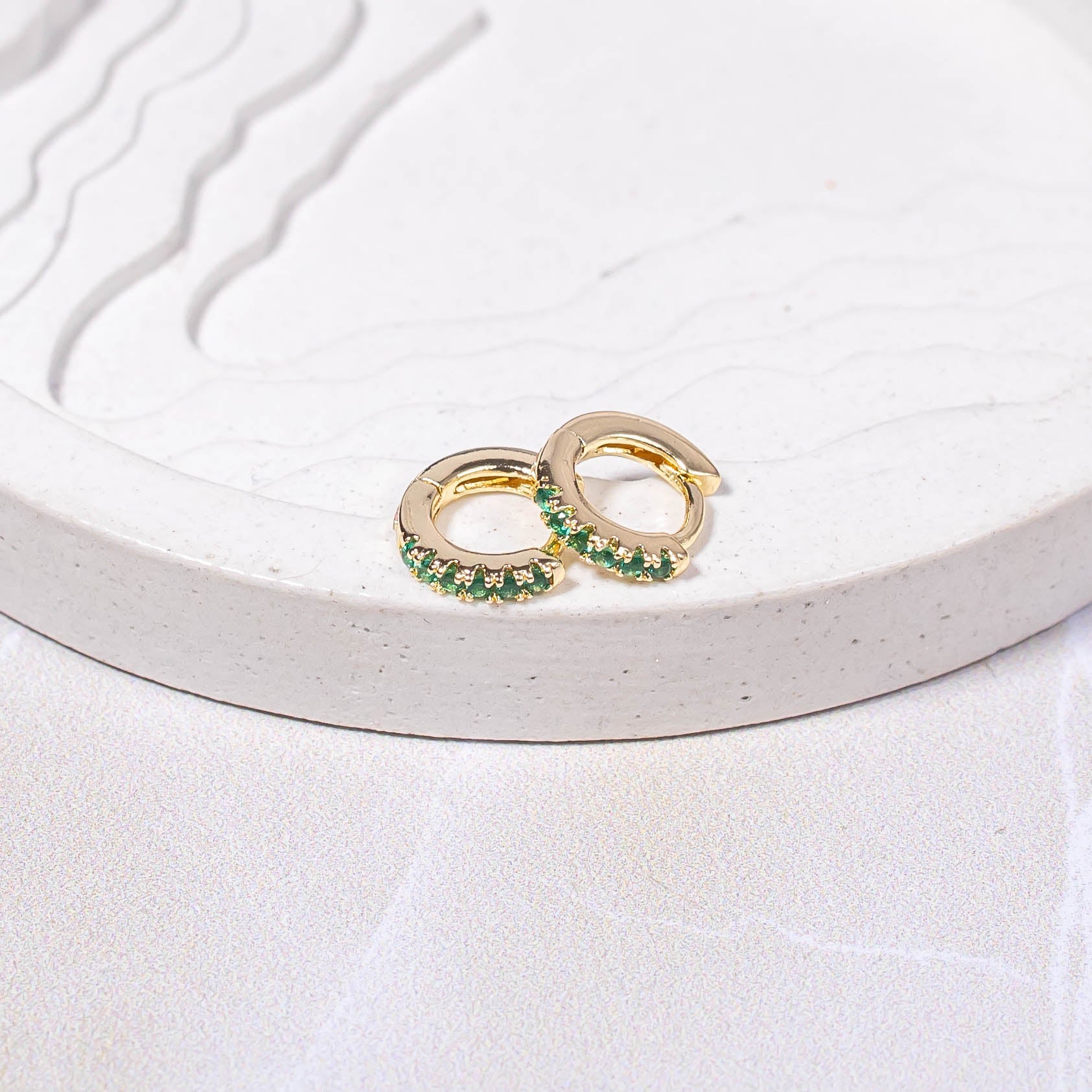 Candonga pequeña micozircon esmeraldas Amulí