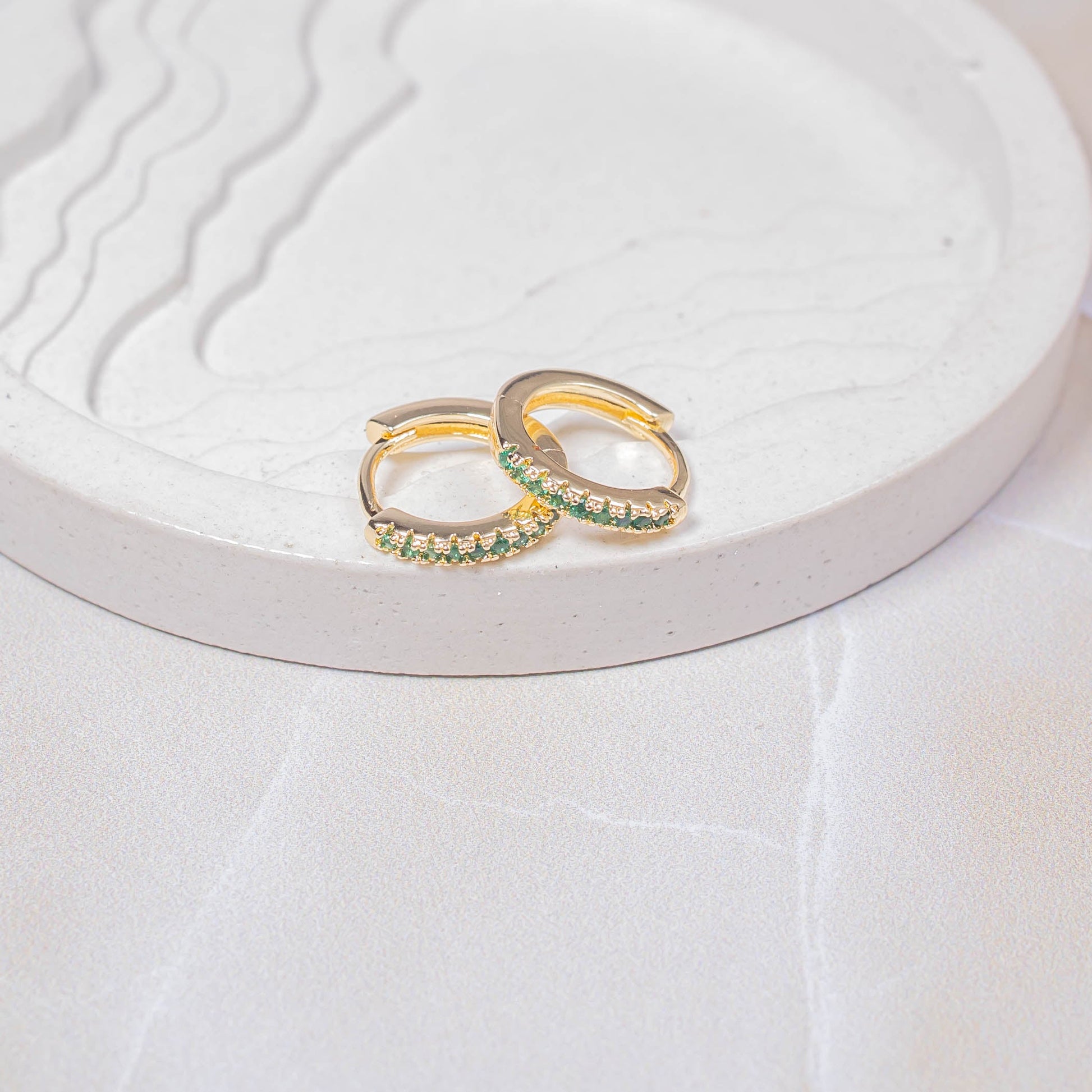 Candonga pequeña microzircon esmeraldas Amulí