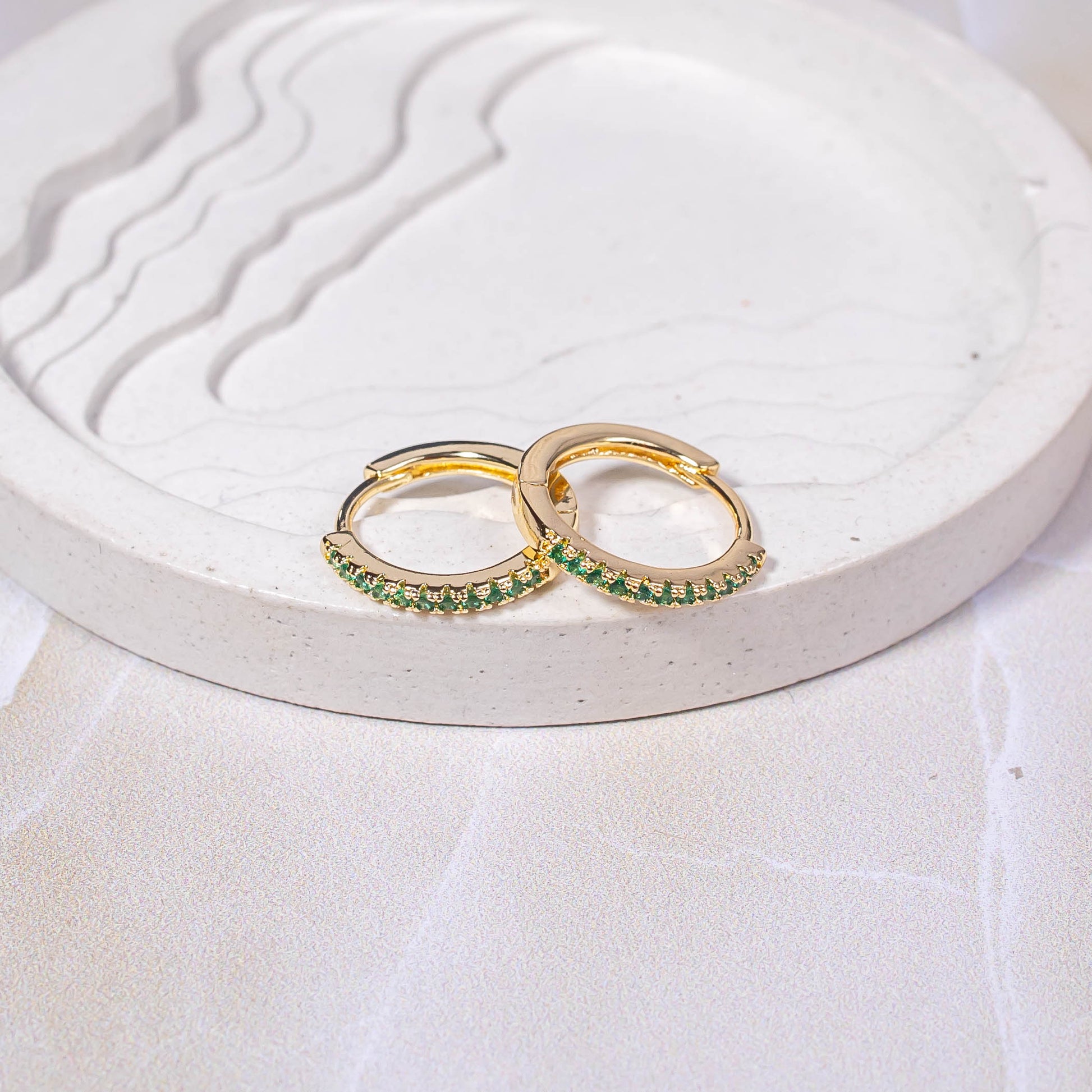 Candonga pequeña microzircon esmeraldas Amulí