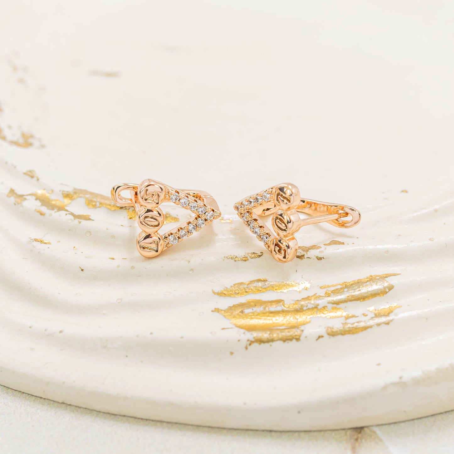 Candonga pequeña triángulo