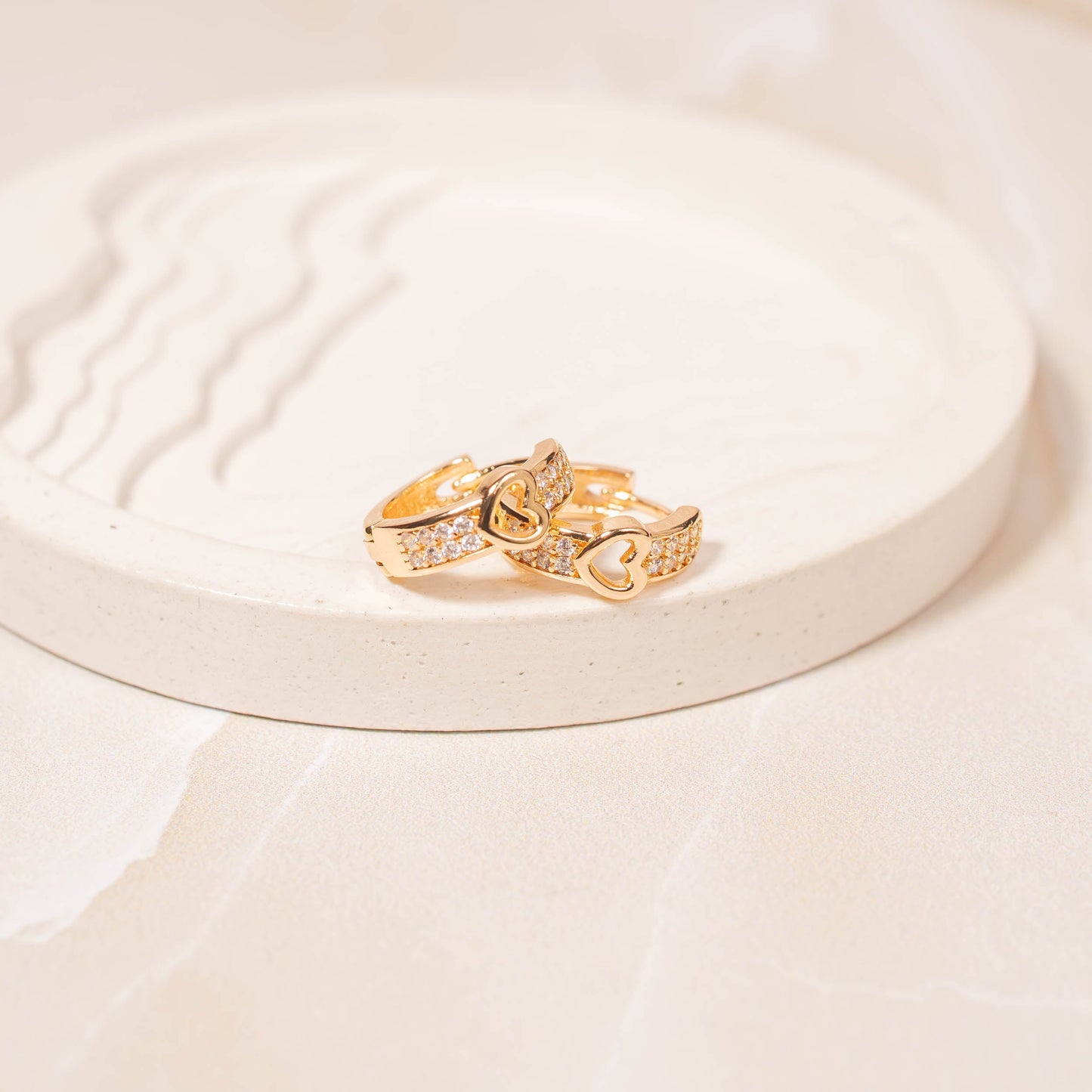 Candonga pequeña microzircon corazón 