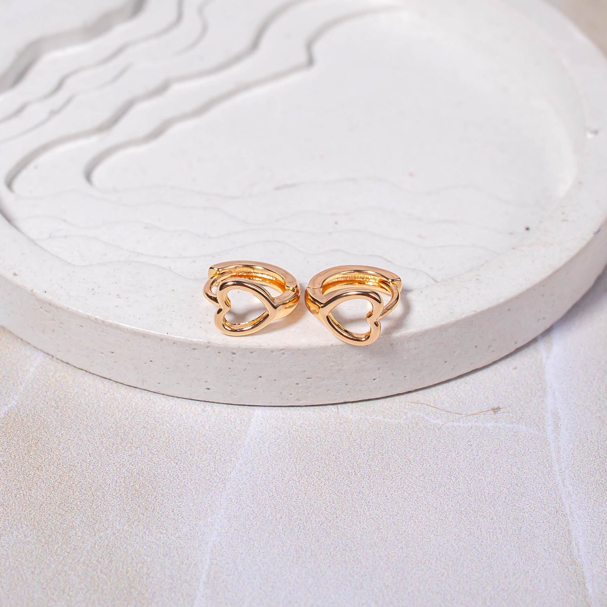 Candonga pequeña cilueta corazón 