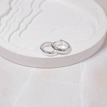 Candonga pequeña lisa plata Amulí