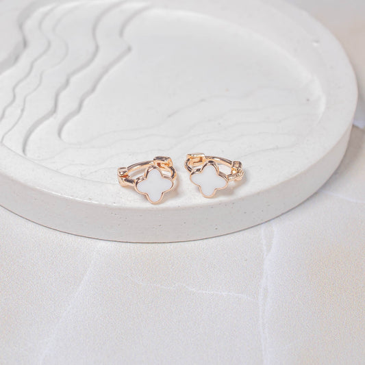 Candonga pequeña van cleef blanco Amulí