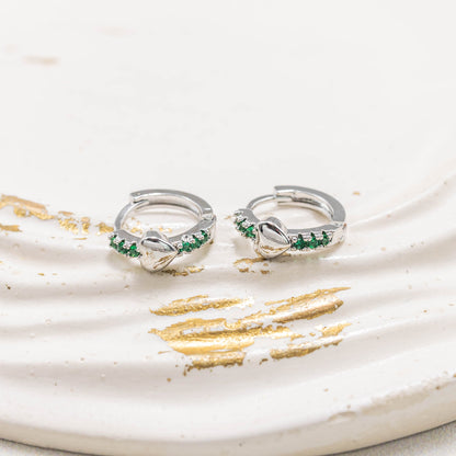 Candonga pequeña esmeralda corazón