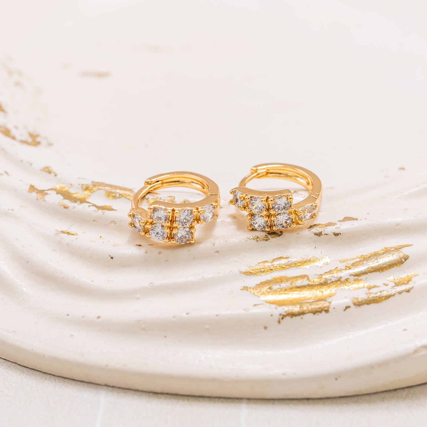 Candonga pequeña zircones