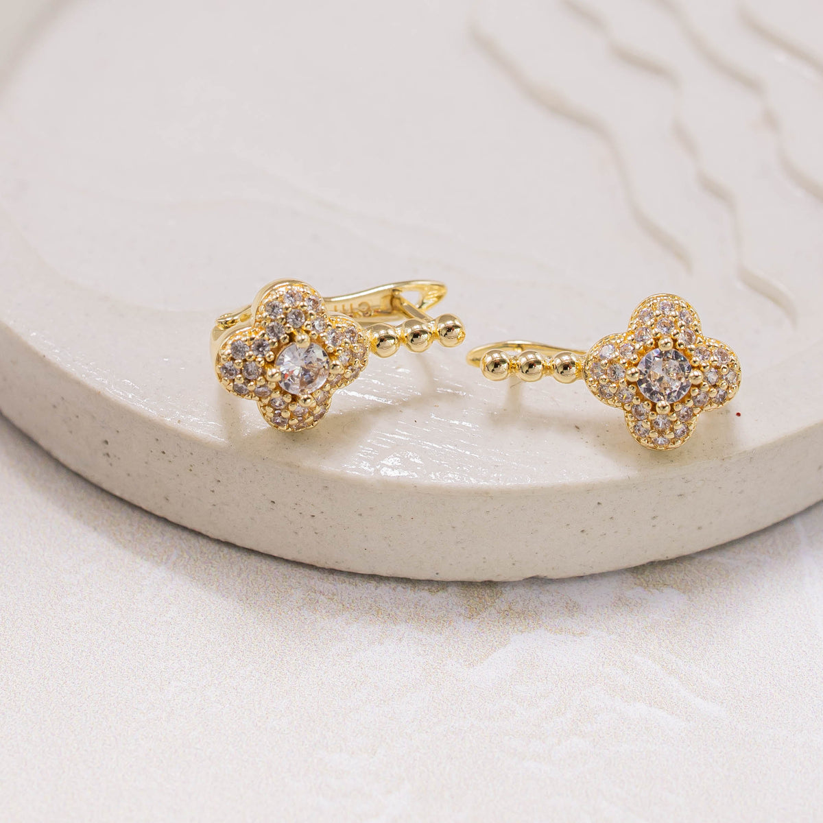 Candonga pequeña van cleef micro zircón