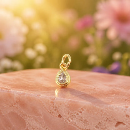 Dije mini gota cristal