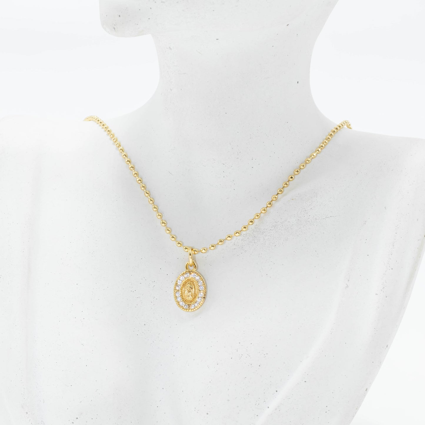 Duo medallita microzircones