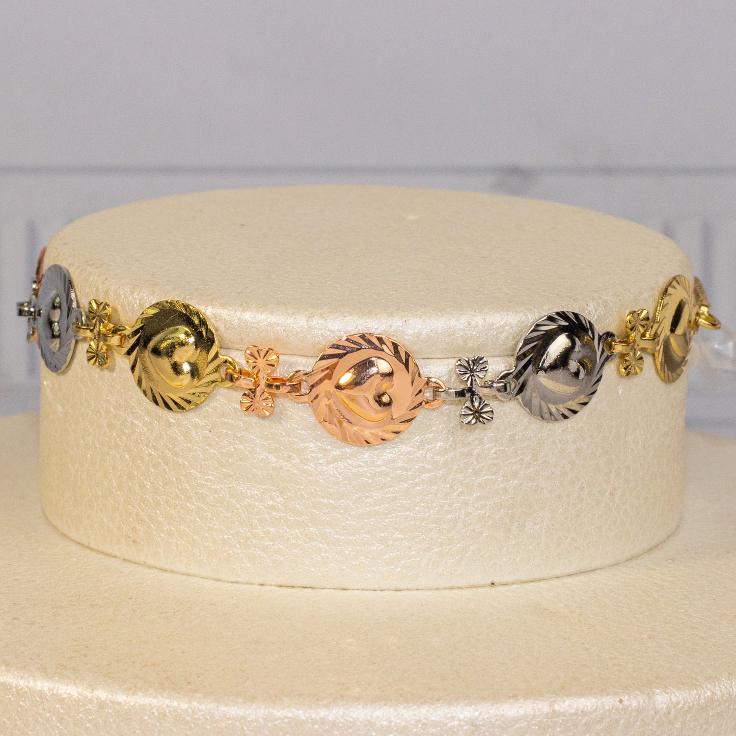 Pulsera tres oros molde corazon 