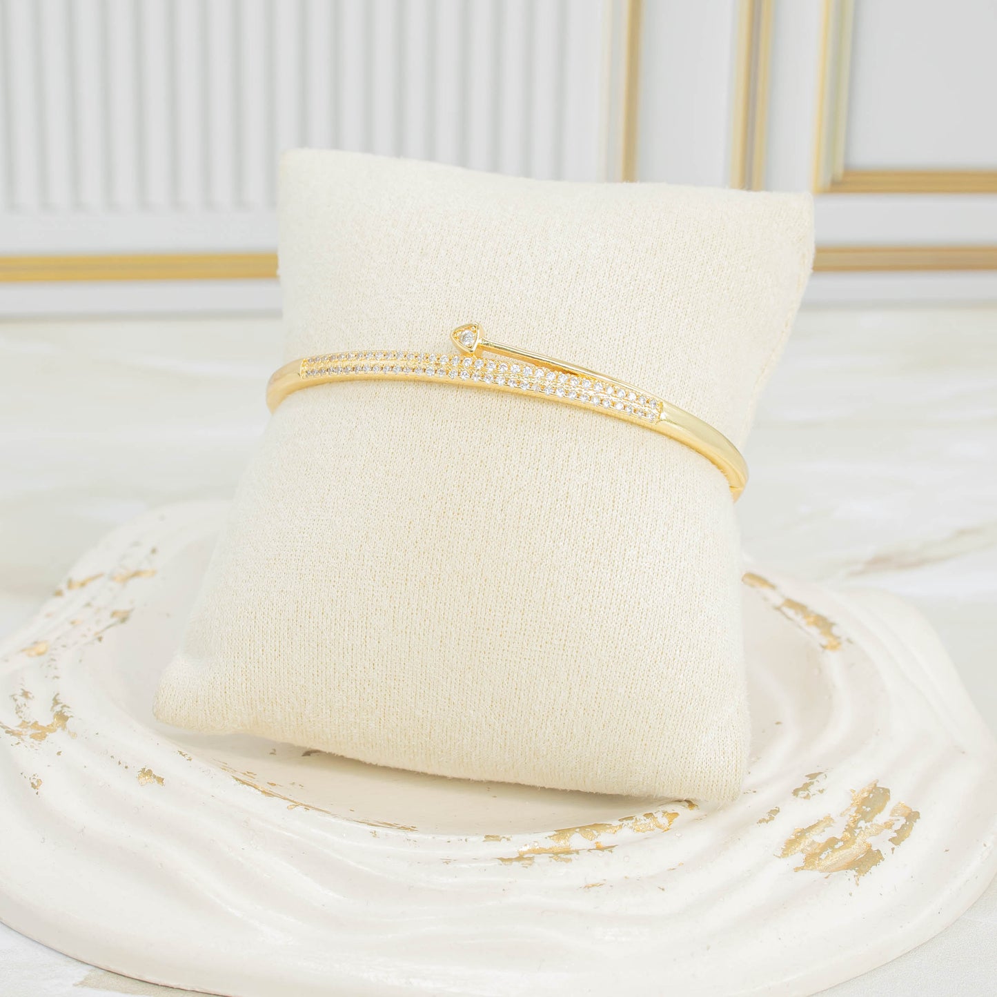 Pulsera aro microzircón flecha