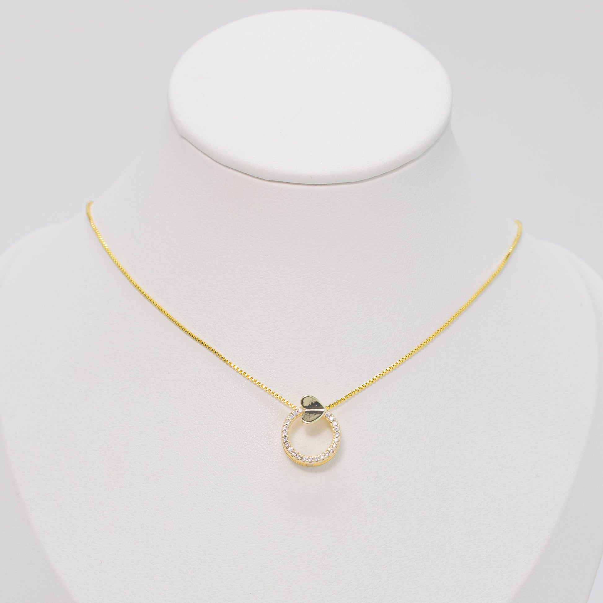 Collar rodio Circulo corazón