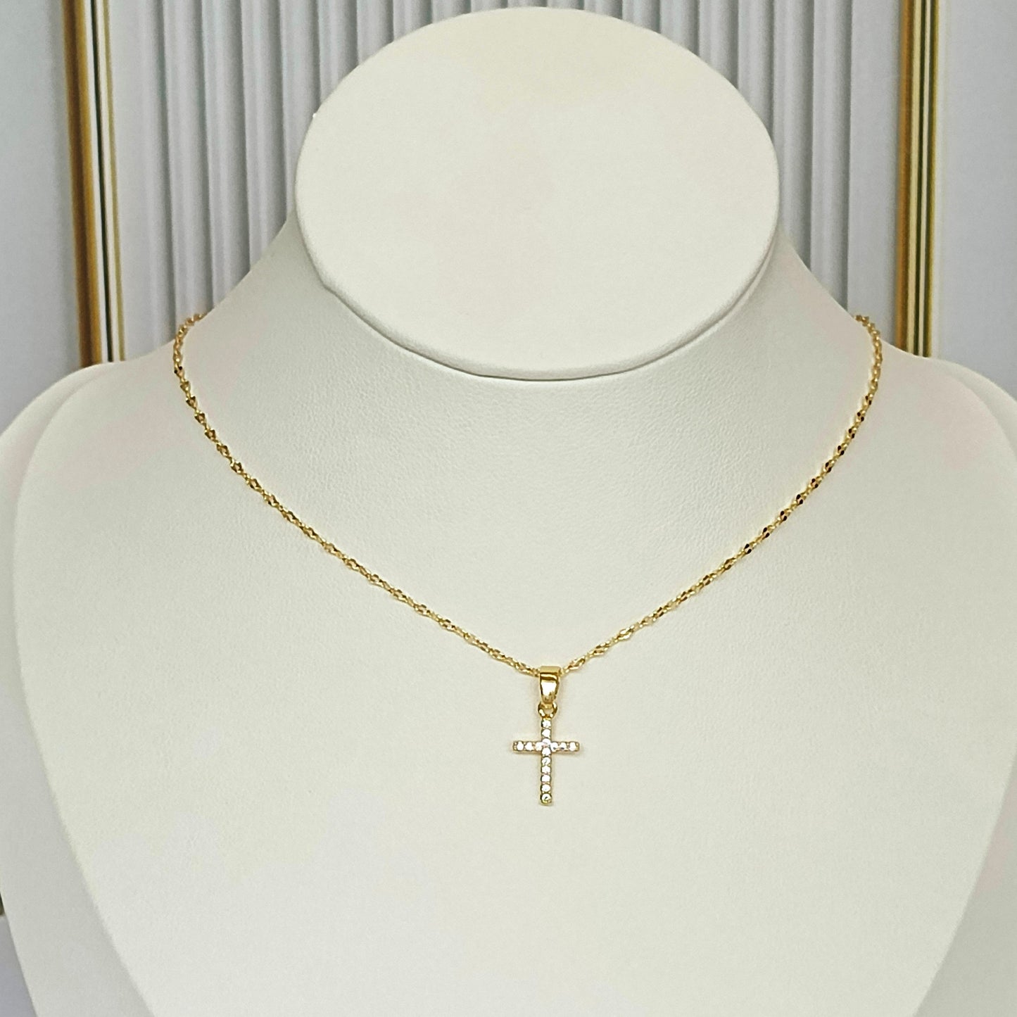 Collar rodio mini cruz